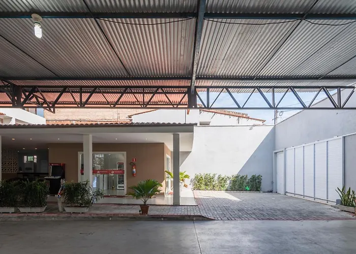 Casa de hóspedes: Mega Aeroporto Hotel Apenas 1 km de distância do Aeroporto de Fortaleza